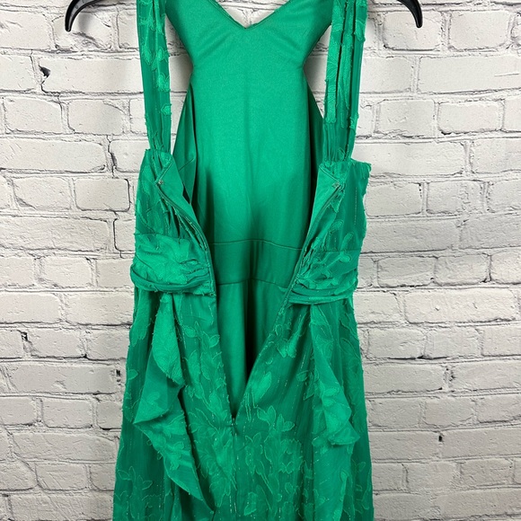 Aqua Formal Floral Burnout Chiffon Long Evening Gown Ruffle Skirt Green 0 NWT - Picture 8 of 10